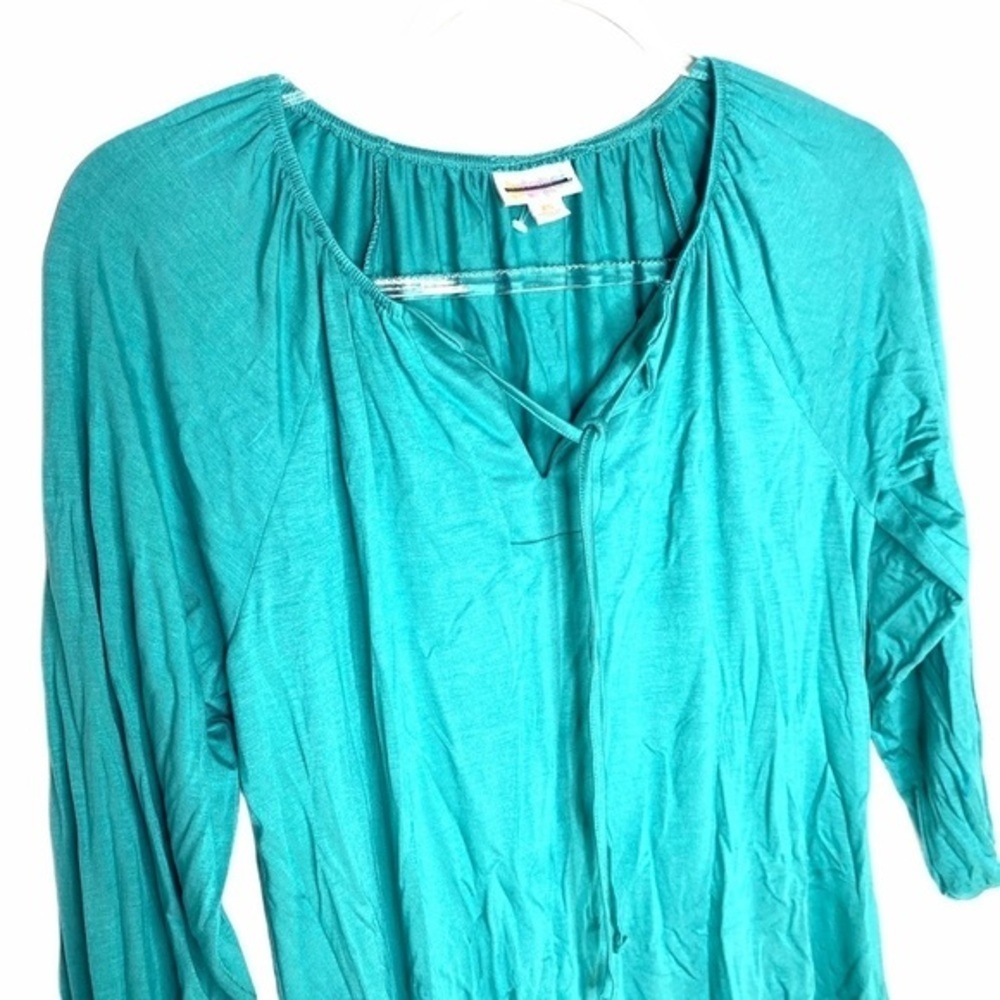 NEW Lularoe Debra Teal Top
